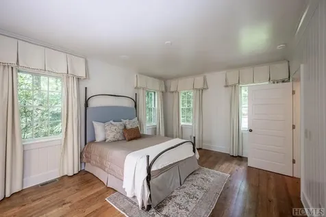 48 Arrowhead Cottage Road Cashiers NC 28717