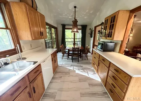 430 Bright Mountain Road Cullowhee NC 28723