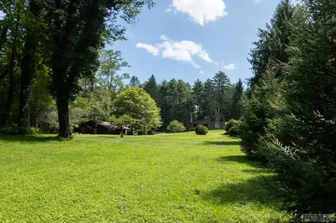 1855 Hwy 107 S Cashiers NC 28717