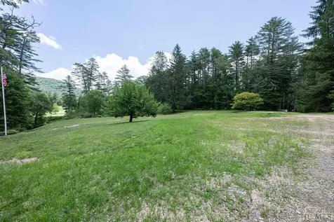 1855 Hwy 107 S Cashiers NC 28717