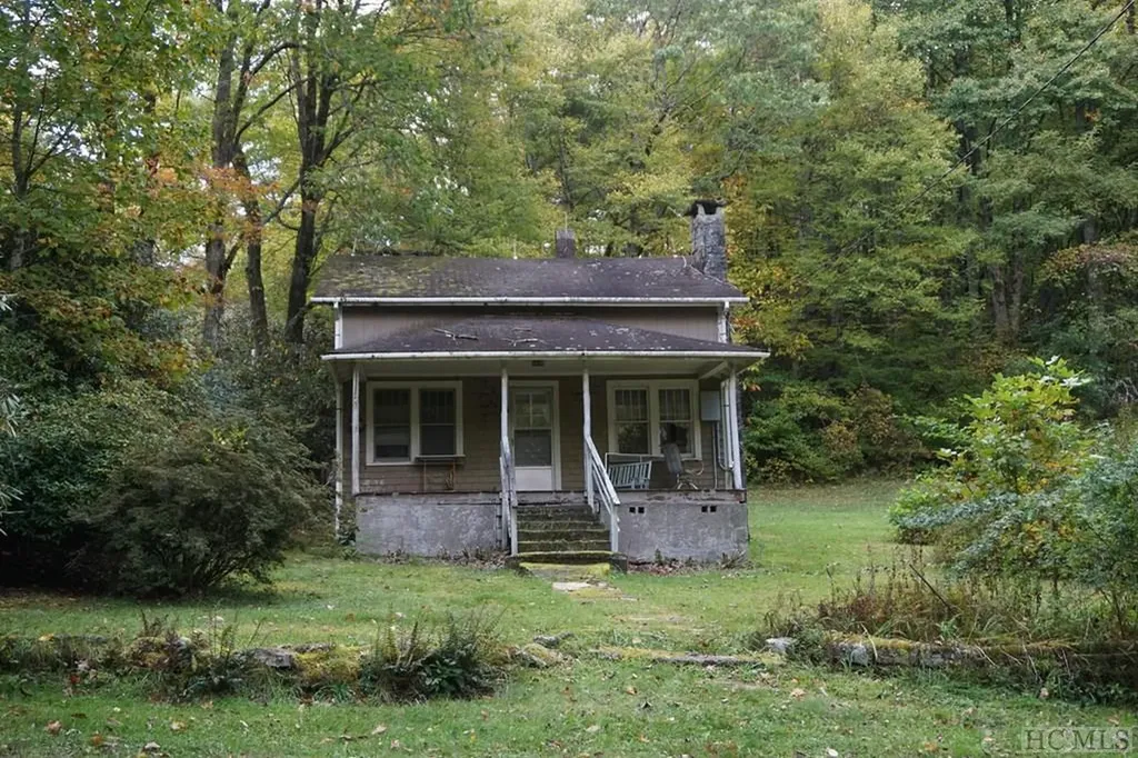144 Catawba Trail Highlands NC 28741