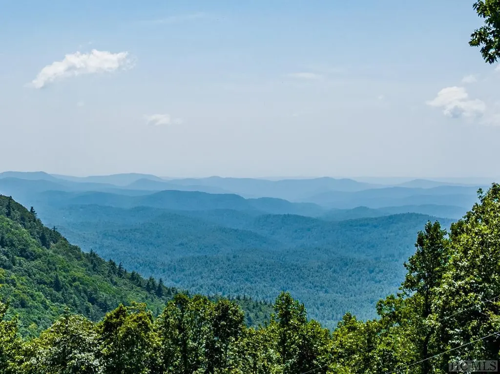 4431 Dillard Road Highlands NC 28741