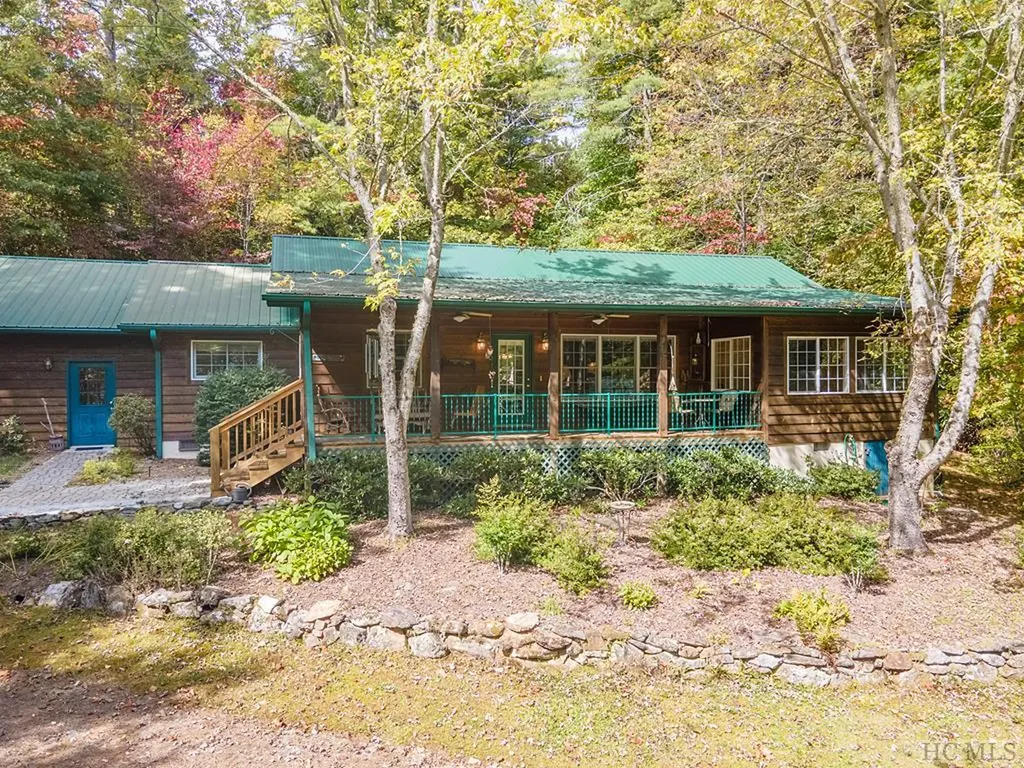 2236 Upper Whitewater Road Sapphire NC 28774