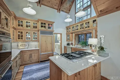 77 Wild Azalea Drive Cashiers NC 28717