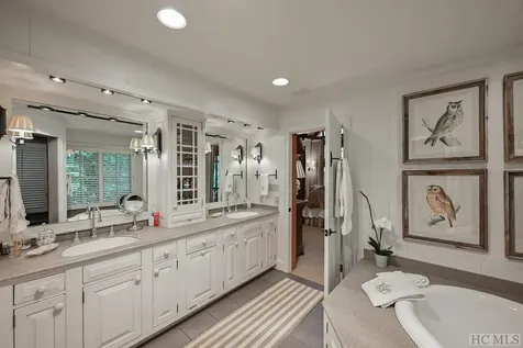 77 Wild Azalea Drive Cashiers NC 28717