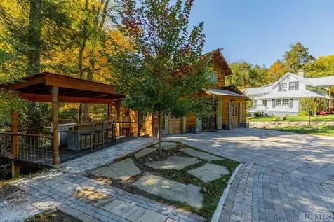 144 Laurel Knob Road Cashiers NC 28717