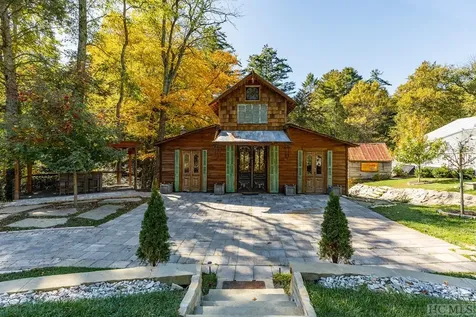 144 Laurel Knob Road Cashiers NC 28717