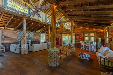 144 Laurel Knob Road Cashiers NC 28717