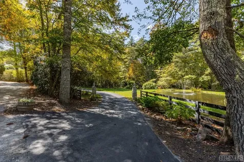 144 Laurel Knob Road Cashiers NC 28717