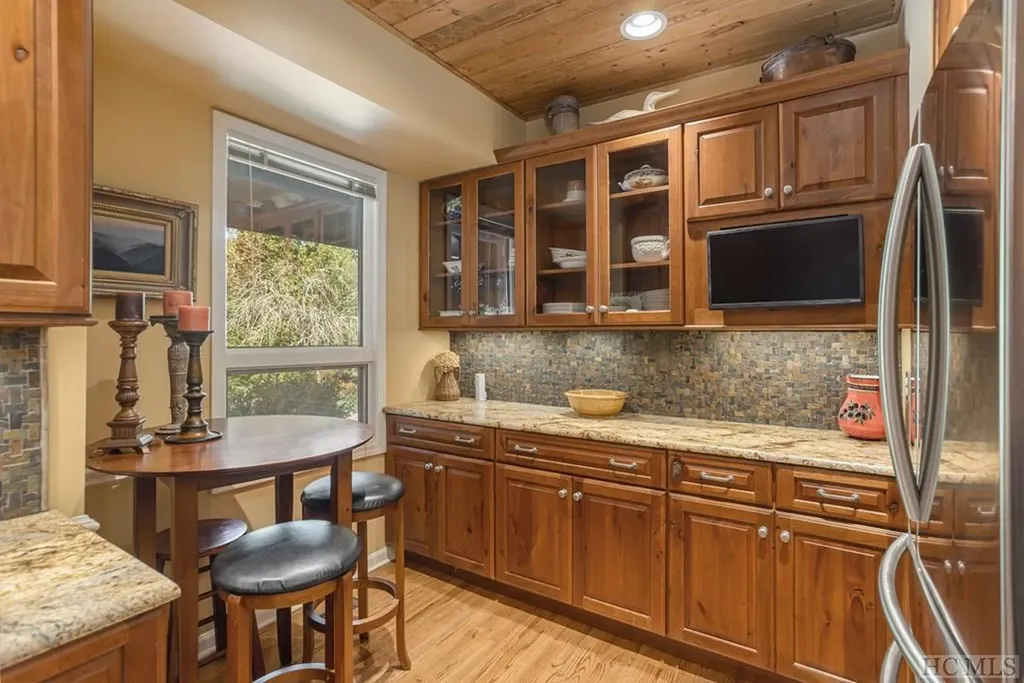 48 St Andrews Drive Sapphire NC 28774