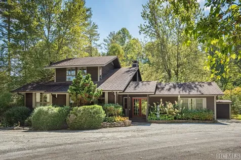 48 St Andrews Drive Sapphire NC 28774