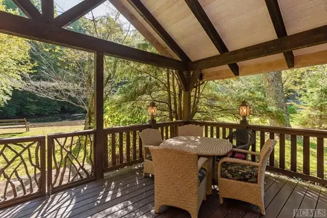 48 St Andrews Drive Sapphire NC 28774
