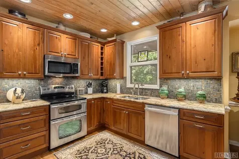 48 St Andrews Drive Sapphire NC 28774