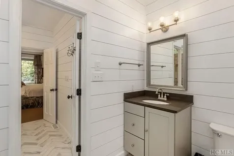 48 St Andrews Drive Sapphire NC 28774