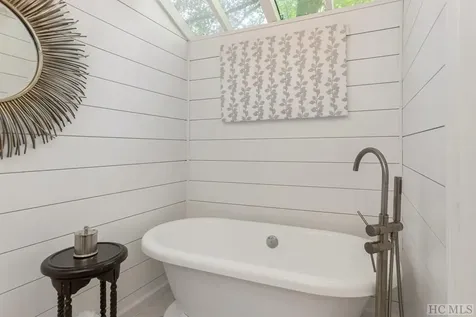 48 St Andrews Drive Sapphire NC 28774