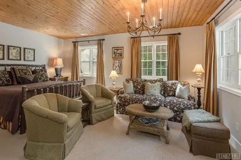 48 St Andrews Drive Sapphire NC 28774