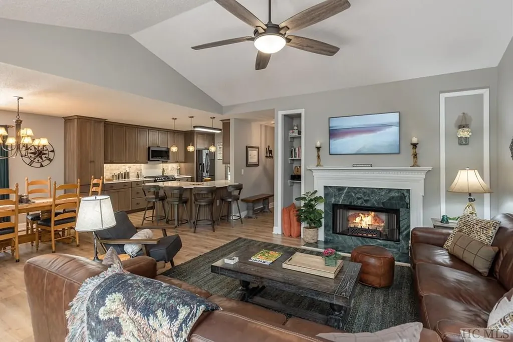 21 Birdnest Road Sapphire NC 28774