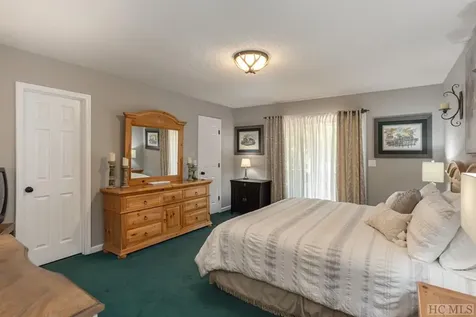 21 Birdnest Road Sapphire NC 28774