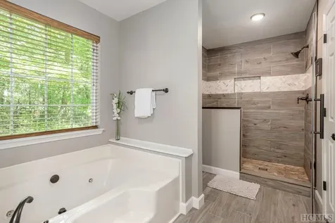 21 Birdnest Road Sapphire NC 28774