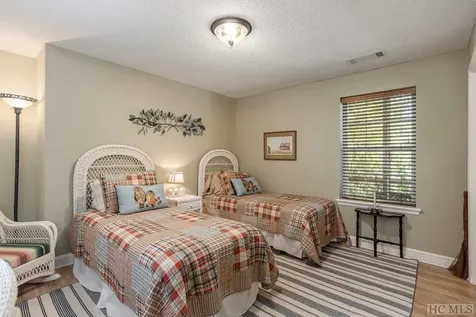 21 Birdnest Road Sapphire NC 28774