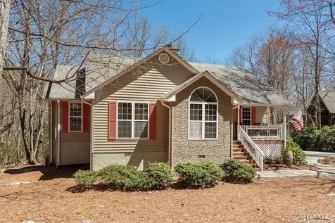 21 Birdnest Road Sapphire NC 28774