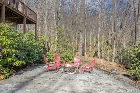 21 Birdnest Road Sapphire NC 28774