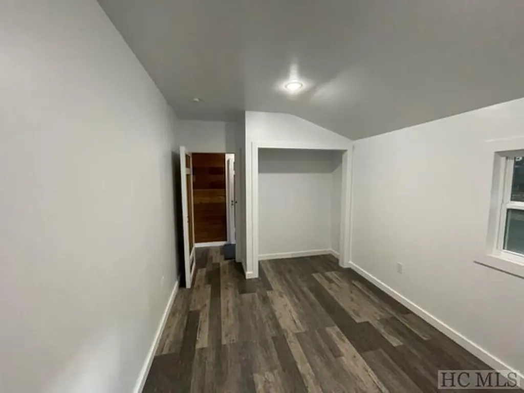 254 Cottage Row Cashiers NC 28717