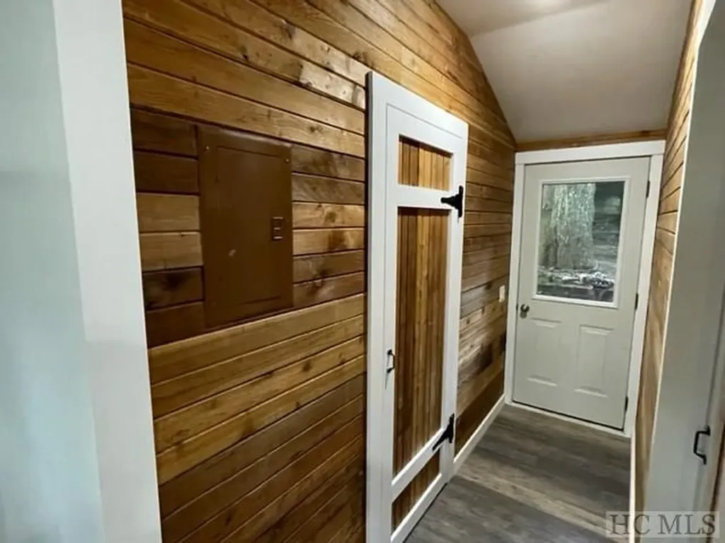 254 Cottage Row Cashiers NC 28717