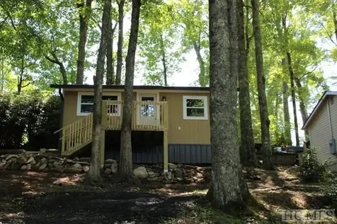254 Cottage Row Cashiers NC 28717