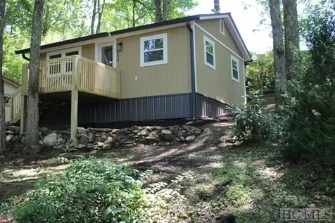 254 Cottage Row Cashiers NC 28717