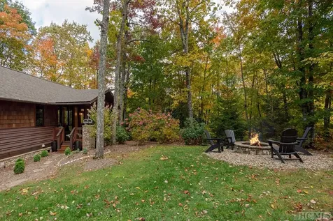 30 Outpost Trail Glenville NC 28736