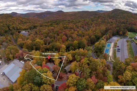 30 Outpost Trail Glenville NC 28736