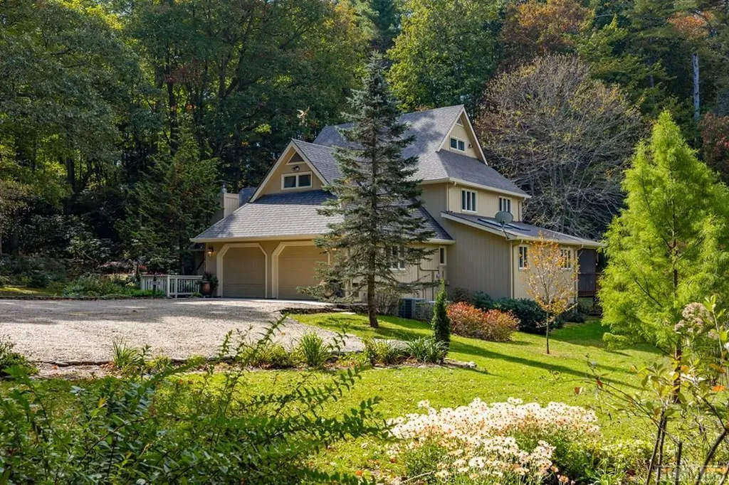 328 Webbmont Road Highlands NC 28741