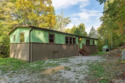 397 Concho Mountain Road Cullowhee NC 28723