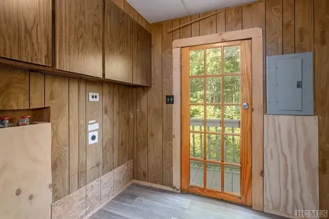 397 Concho Mountain Road Cullowhee NC 28723