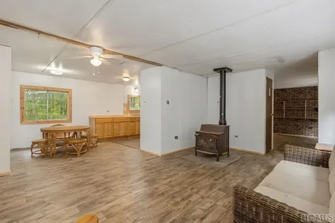 397 Concho Mountain Road Cullowhee NC 28723