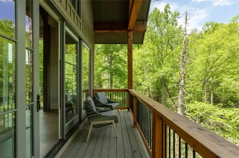 230 Roll Cast Lane Sapphire NC 28774