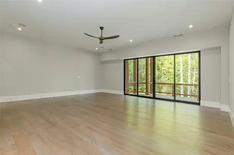 230 Roll Cast Lane Sapphire NC 28774