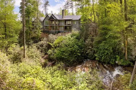 230 Roll Cast Lane Sapphire NC 28774