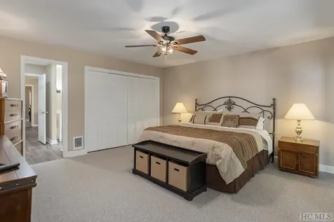 435-2A Overlook Road Sapphire NC 28774