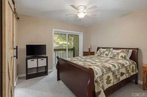435-2A Overlook Road Sapphire NC 28774