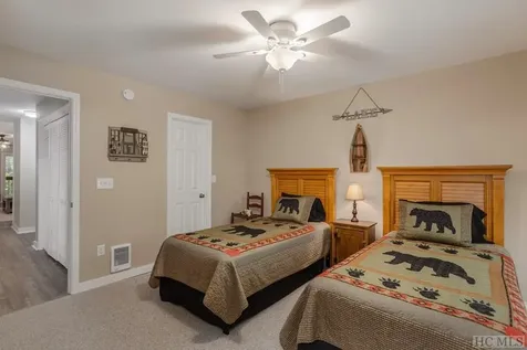 435-2A Overlook Road Sapphire NC 28774