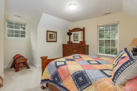 134 Whisper Lake Drive Sapphire NC 28774