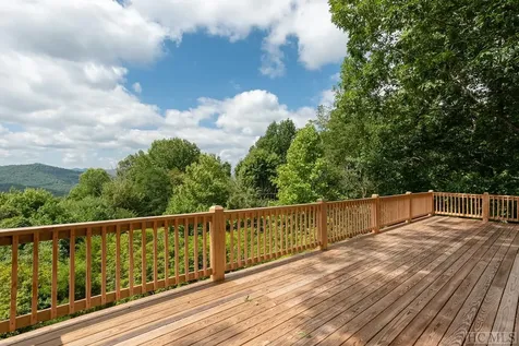5183 Big Ridge Road Glenville NC 28736