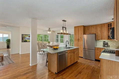5183 Big Ridge Road Glenville NC 28736