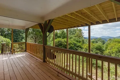 5183 Big Ridge Road Glenville NC 28736