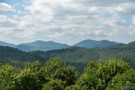 5183 Big Ridge Road Glenville NC 28736