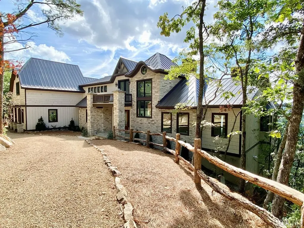 494 E Ridge Road Cashiers NC 28717