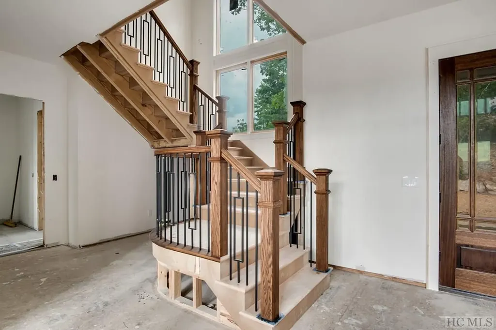 494 East Ridge Road Cashiers NC 28717