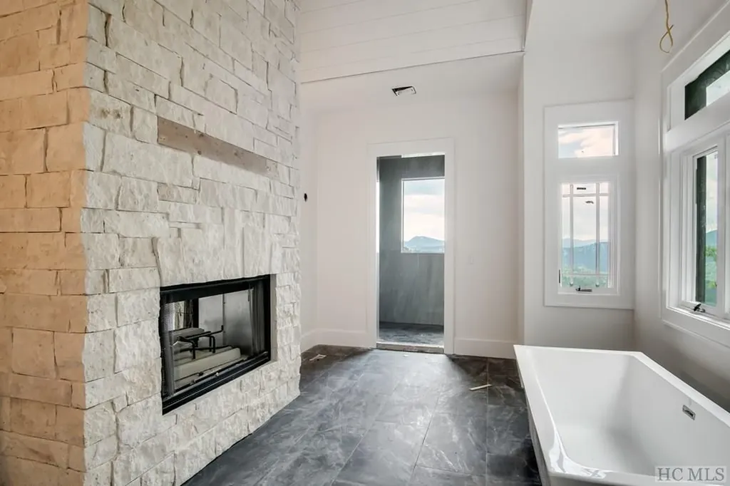 494 East Ridge Road Cashiers NC 28717